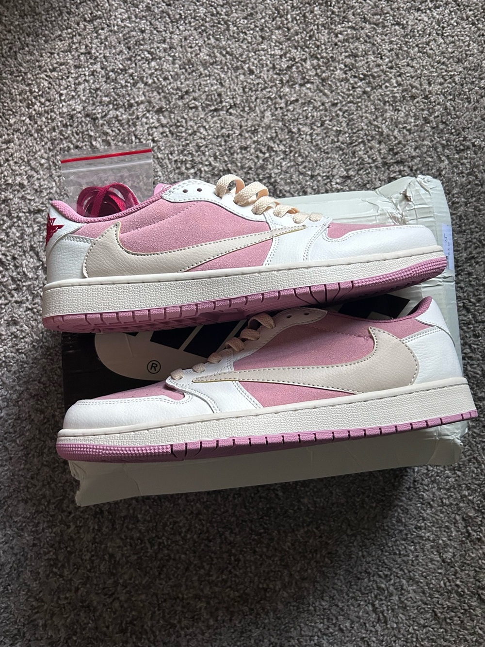 Travis Scott Shy Pink,size 11,with box a little busted up